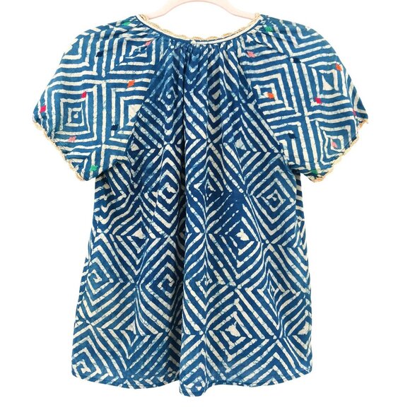 THML Borrow Your Heart Embroidered Short Sleeve Top Size Small NWT - Picture 2 of 10